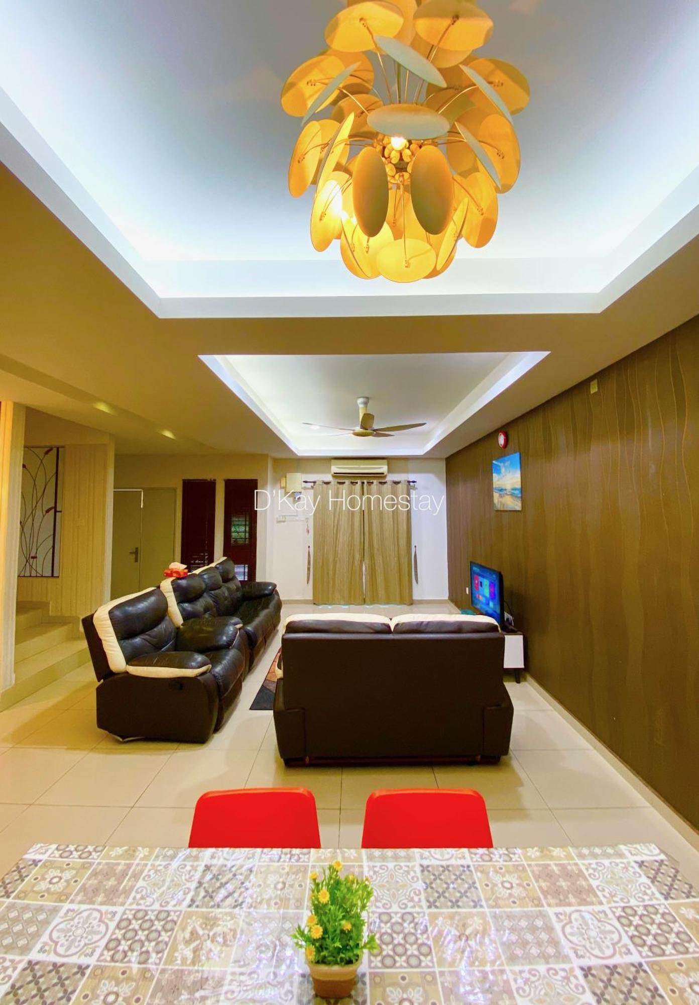 4 Bedrooms Homestay, Fully Aircond In Sendayan By D'Kay Homes I 10-15 Pax Seremban Esterno foto